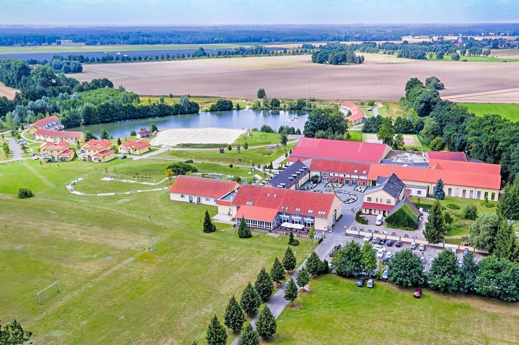 Sport-&Vital-Resort Neuer Hennings Hof Perleberg Exterior foto